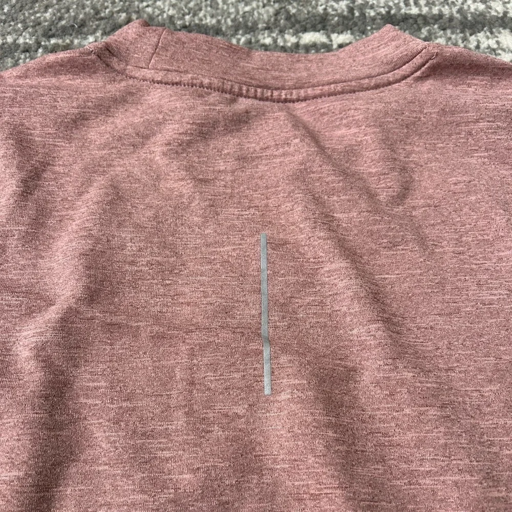 NIKE Dri- Fit Running Crewneck Sweatshirt With Hand Covers & Thumbholes